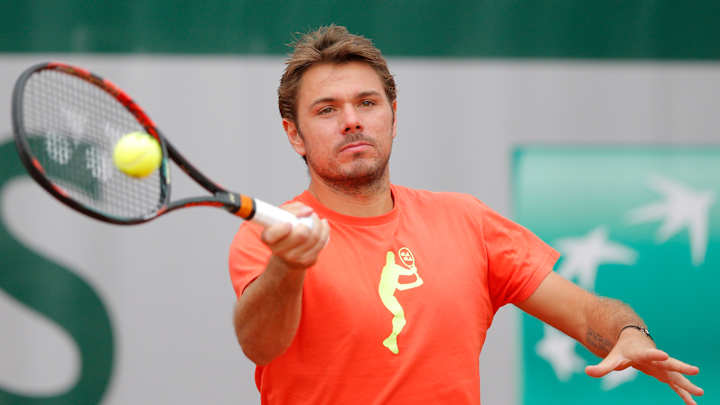 While Djokovic, Williams wait, Wawrinka gets going in Paris
