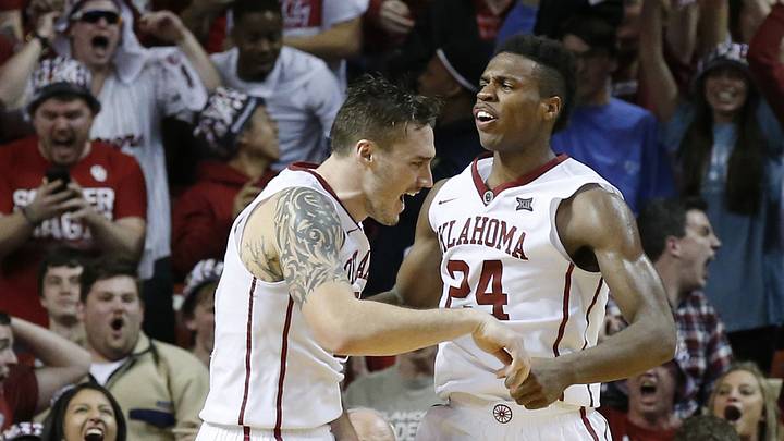Hield's 3-pointer lifts No. 3 Oklahoma past No. 24 Texas