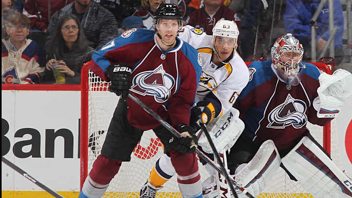 Avalanche to place defenseman Brad Stuart on waivers
