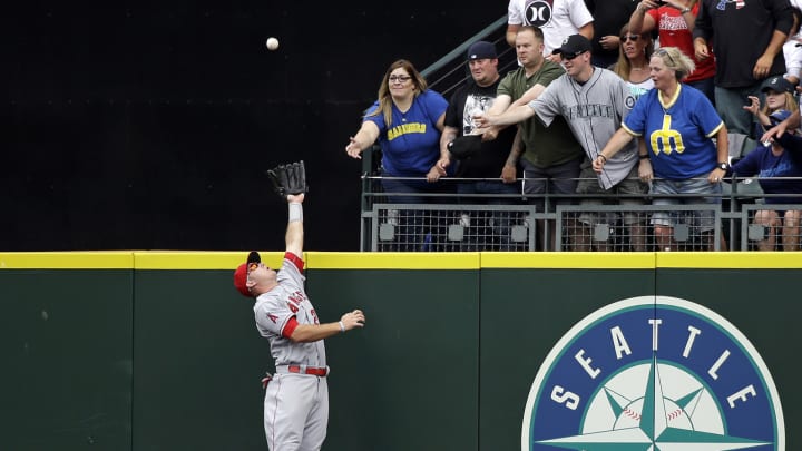 Mike Trout celebrates his birthday by robbing a grand slam