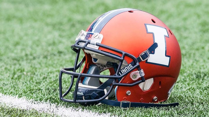 Illinois hires Northern Illinois's Thad Ward as RBs coach Illinois hires Northern Illinois's Thad Ward as RBs coach
