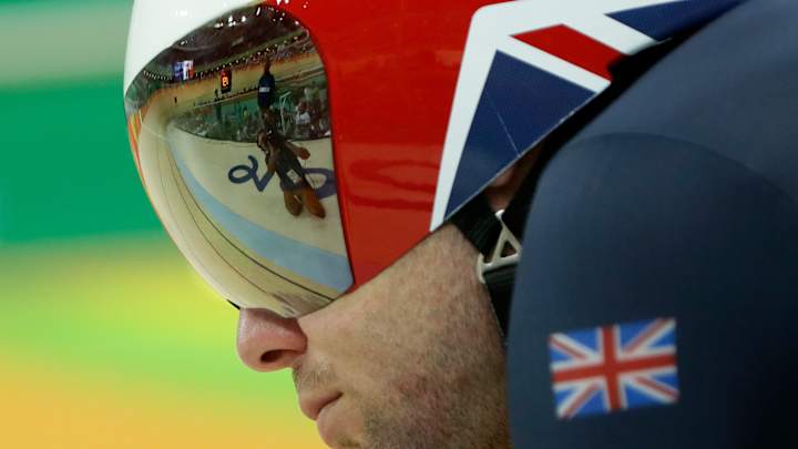 Mark Cavendish at long last gets Olympic cycling medal Mark Cavendish at long last gets Olympic cycling medal