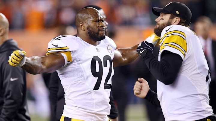 NFL rumors: Latest news from the playoffs on injuries and more