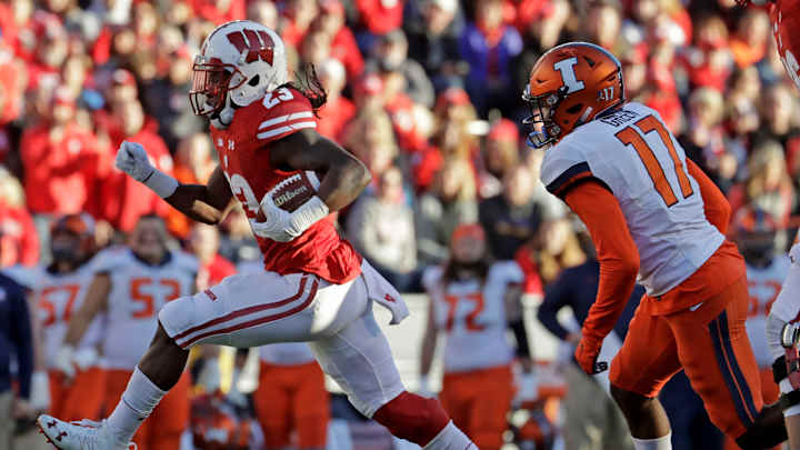 Ground game shifts into high gear for No. 6 Wisconsin