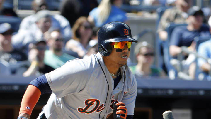 Tiger DH Victor Martinez sidelined by right knee irritation