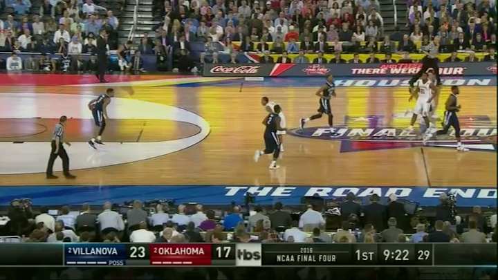 Photos: TBS Final Four feed shows glare on floor, ‘Team Stream’ feeds do not Photos: TBS Final Four feed shows glare on floor, ‘Team Stream’ feeds do not