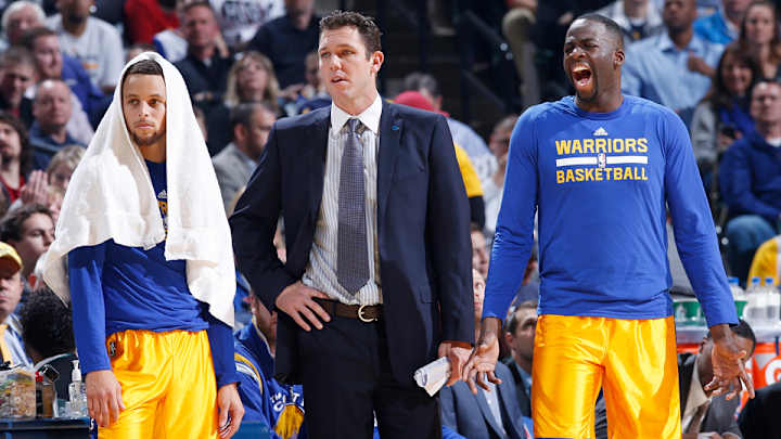 Warriors to allow Luke Walton to interview for head coaching positions
