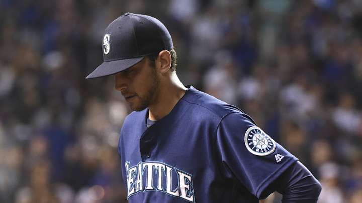 Diaz replaces Cishek as Mariners closer