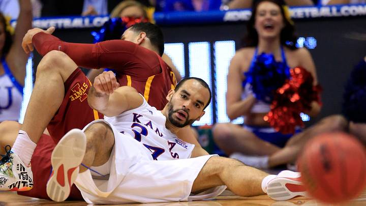 Late run gives No. 1 Kansas 85-78 win over No. 21 Iowa St.