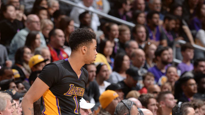 Williams scores 24, Lakers use late rally to top 76ers 93-84