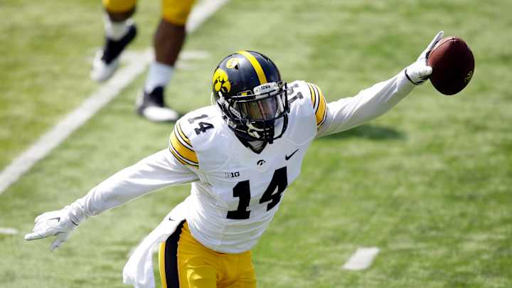 Iowa's defense looks strong heading into 2016