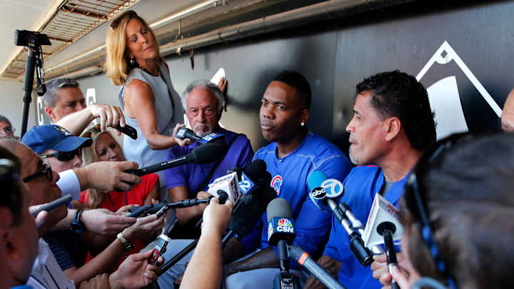 New Cubs closer Aroldis Chapman arrives to a mixed reaction