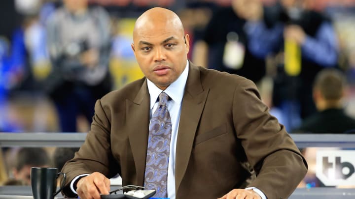 Watch: Charles Barkley pays tribute to Kobe Bryant Watch: Charles Barkley pays tribute to Kobe Bryant