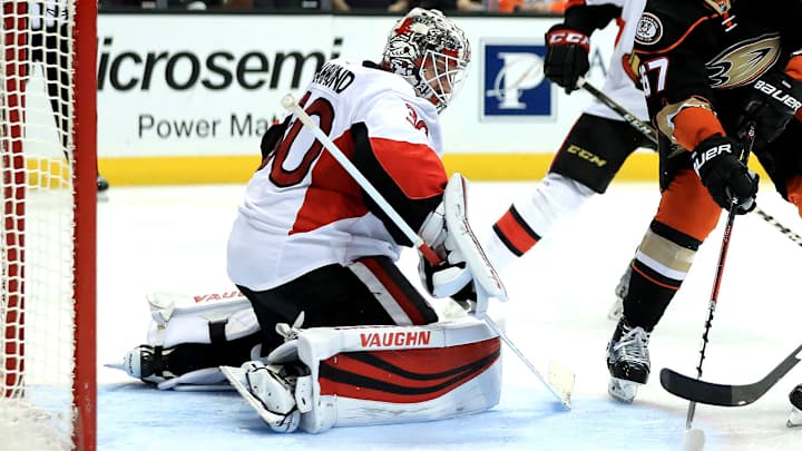 Senators G Hammond leaves game with apparent injury Senators G Hammond leaves game with apparent injury