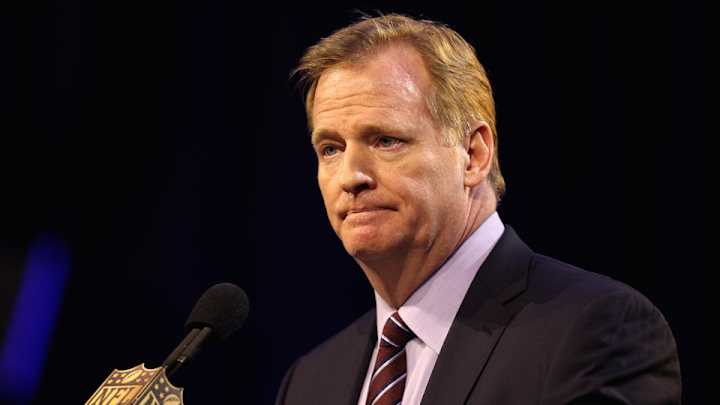 Philip Rivers, Goodell to help collect signatures for Chargers’ stadium Philip Rivers, Goodell to help collect signatures for Chargers’ stadium