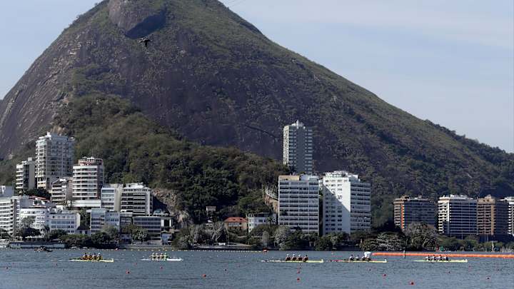 In Rio's Olympic water, it's all about avoiding the splash