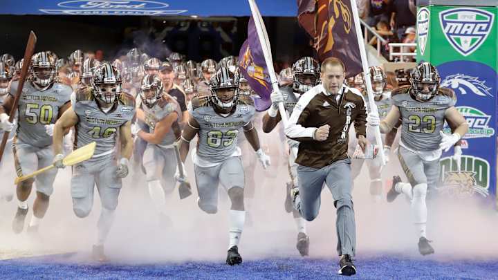 No. 13 WMU holds on, beats Ohio 29-23 in MAC title game