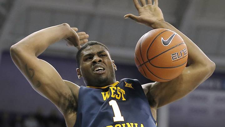 No. 17 West Virginia wins 6th in a row, 95-87 at TCU No. 17 West Virginia wins 6th in a row, 95-87 at TCU