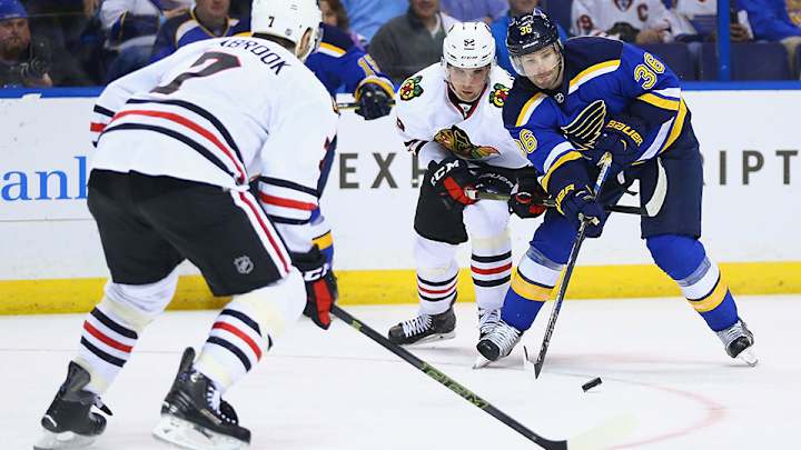 Blues outlast Blackhawks for Game 1 OT win
