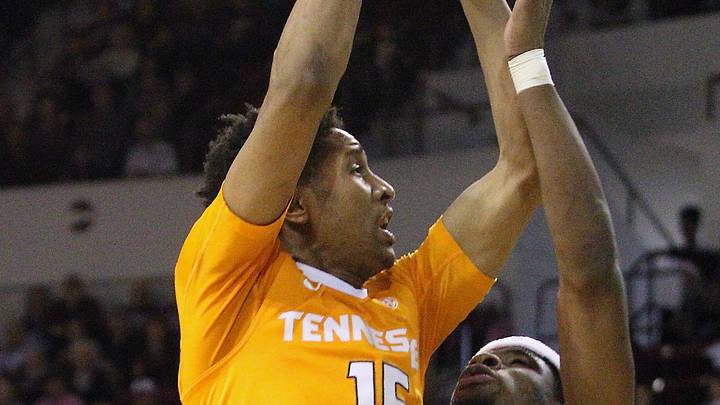 Tennessee defeats Mississippi State 80-75