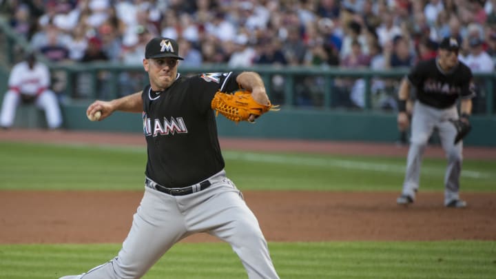 Fernandez posthumously earns NL comeback award from peers