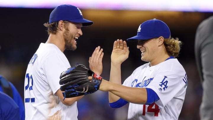 Kershaw tosses 2-hitter in Dodgers' 1-0 win over Reds