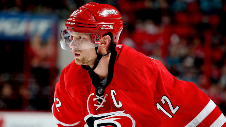 NHL rumors: Latest buzz around trades, coach firings, signings