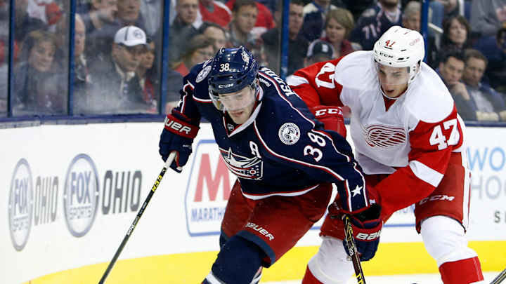Atkinson, Jenner help Blue Jackets hold off Red Wings 5-3
