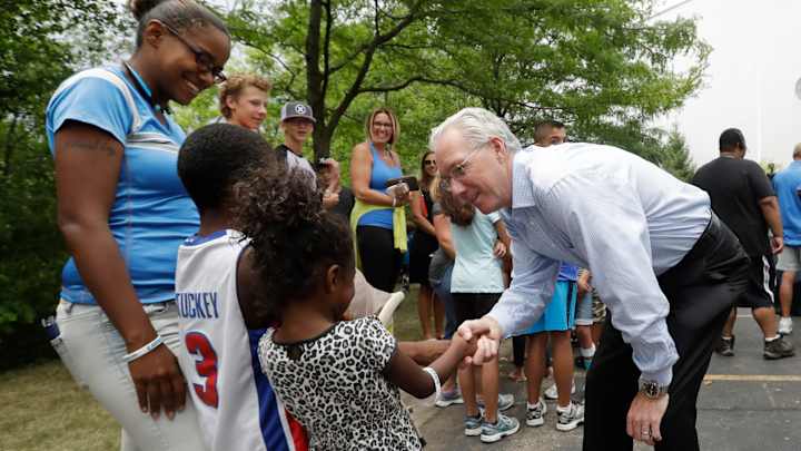 Lions sign CB Darius Slay to extension through 2020