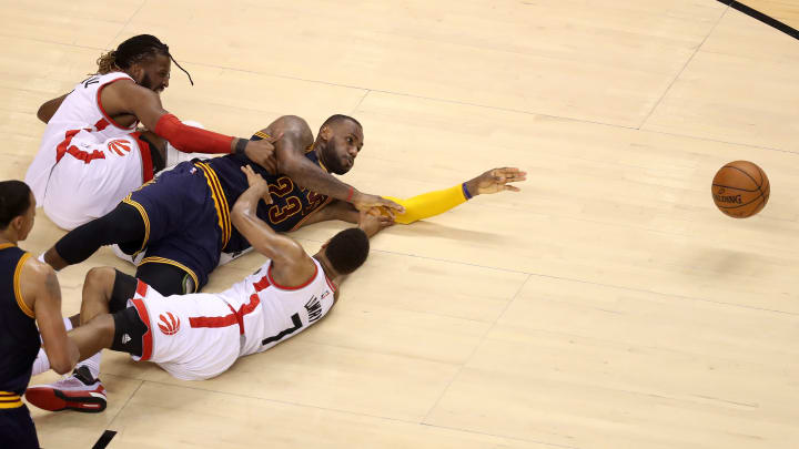 Cavaliers lose series lead, invincible aura to Raptors