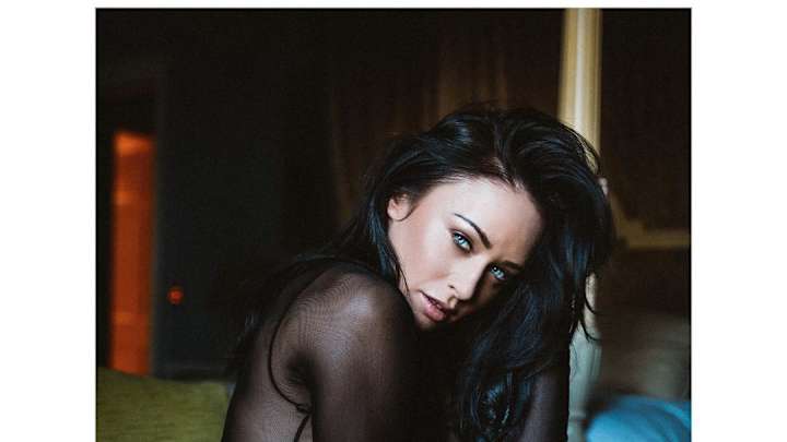 Wednesday's P.M. Hot Clicks: Clare Richards; Pearl Harbor 75th anniversary