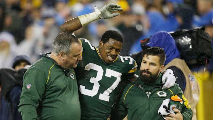 Packers running short on corners going into Vikings game