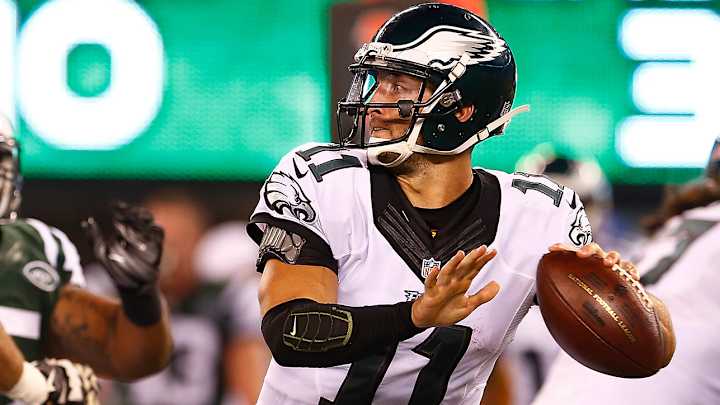 Tim Tebow passed on opportunities to change position, only wanted QB role