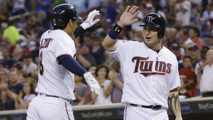Suzuki leads Twins' surge with 6 RBIs in 14-10 win vs Phils