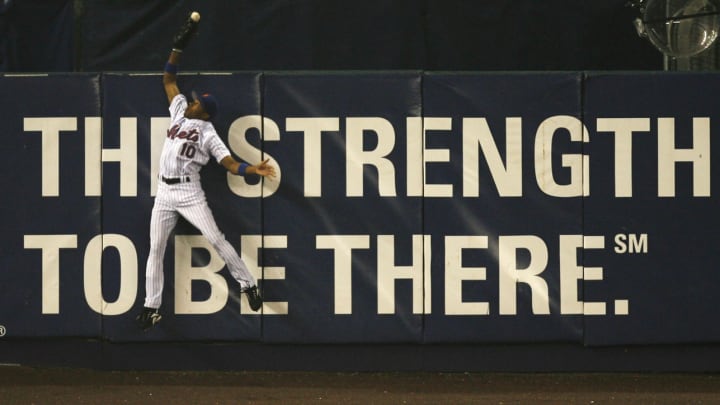 Watch: Endy Chavez robs home run in Venezuelan League