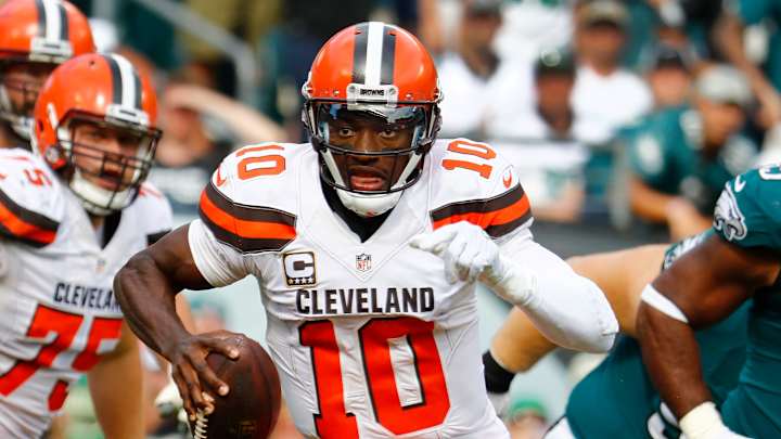 RG3 returns to practice with Browns