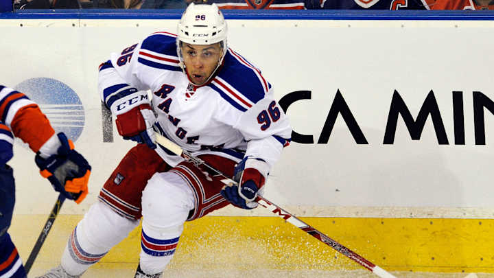 Rangers, Canucks swap wingers Emerson Etem, Nicklas Jensen