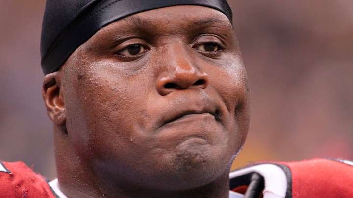 Former Bears defensive lineman Bryan Robinson dead at age 41