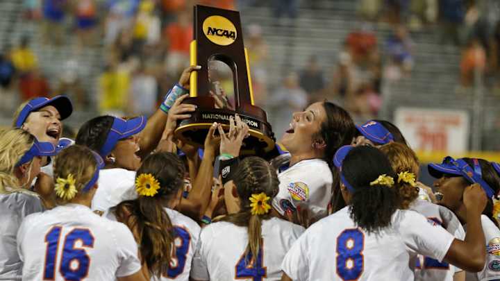Florida looks to tie UCLA’s record, win third straight national title in 2016