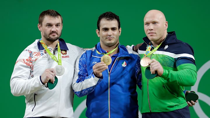 Weightlifters defend sport under doping cloud