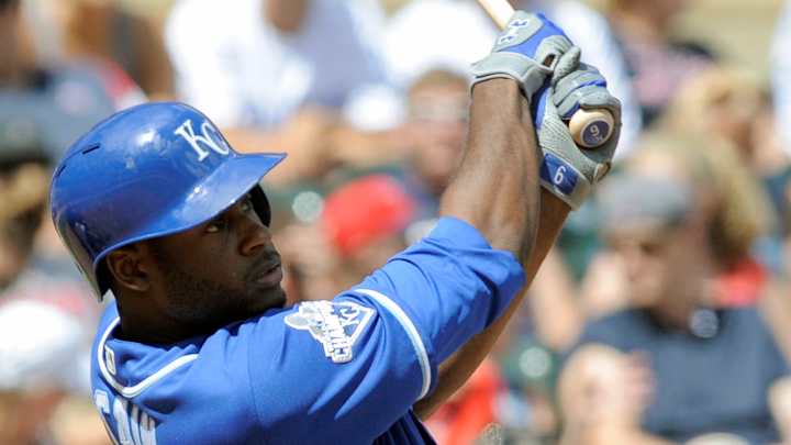 Orlando, Cain each have 4 hits, 3 RBIs, Royals beat Twins