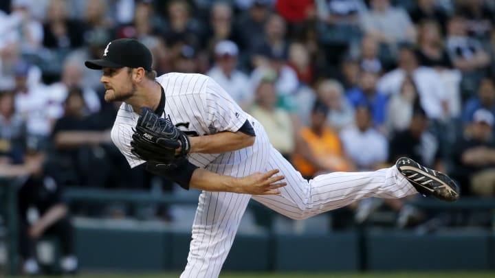 Ramirez hits 2 of Indians' 6 HRs in DH split with White Sox