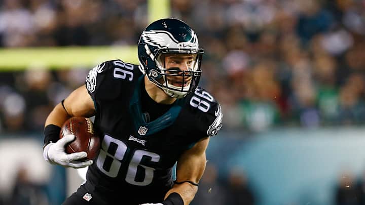 Eagles sign TE Zach Ertz to five-year contract extension