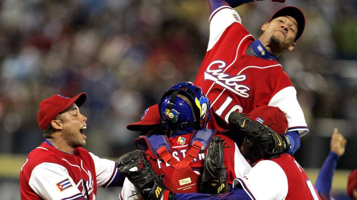 MLB wants US government to ease process for signing Cuban players MLB wants US government to ease process for signing Cuban players