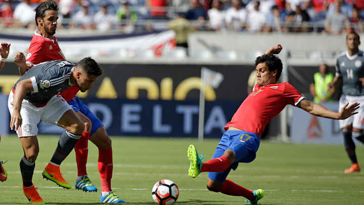 Costa Rica, Paraguay draw 0-0 in Copa America; Waston sent off