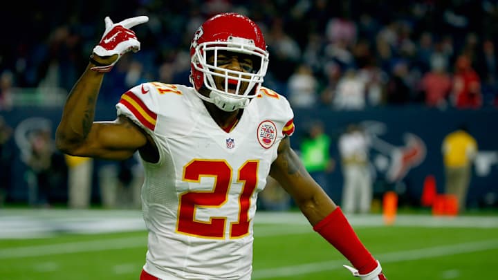 Report: Raiders sign CB Sean Smith to four-year deal