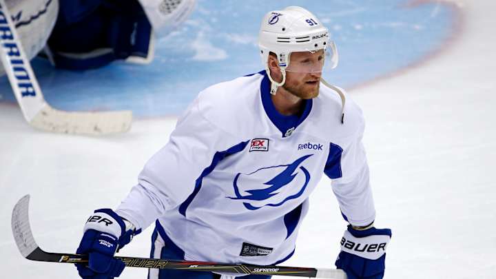 Stamkos returns for Lightning in Game 7 against Penguins