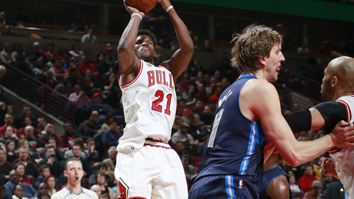 Mavericks come from behind to beat Bulls 83-77