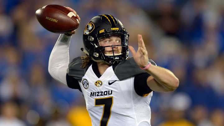 Mizzou suspends QB Maty Mauk after video surfaces of apparent drug use Mizzou suspends QB Maty Mauk after video surfaces of apparent drug use