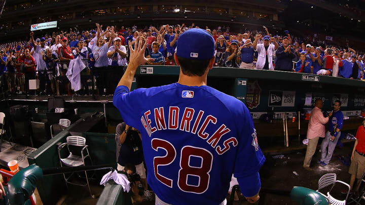 Kyle Hendricks dazzles in near no-hitter as Cubs move closer to division title